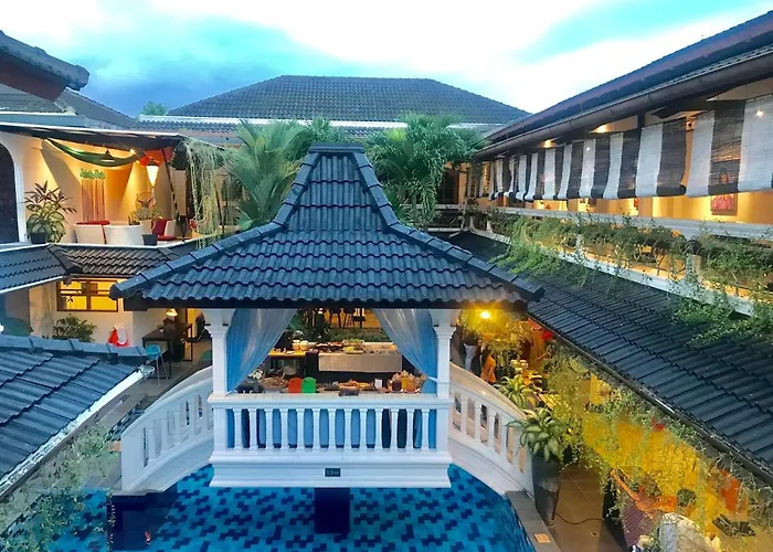 Raintree Boutique Villa & Gallery