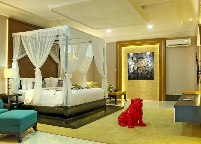 Raintree Boutique Villa & Gallery